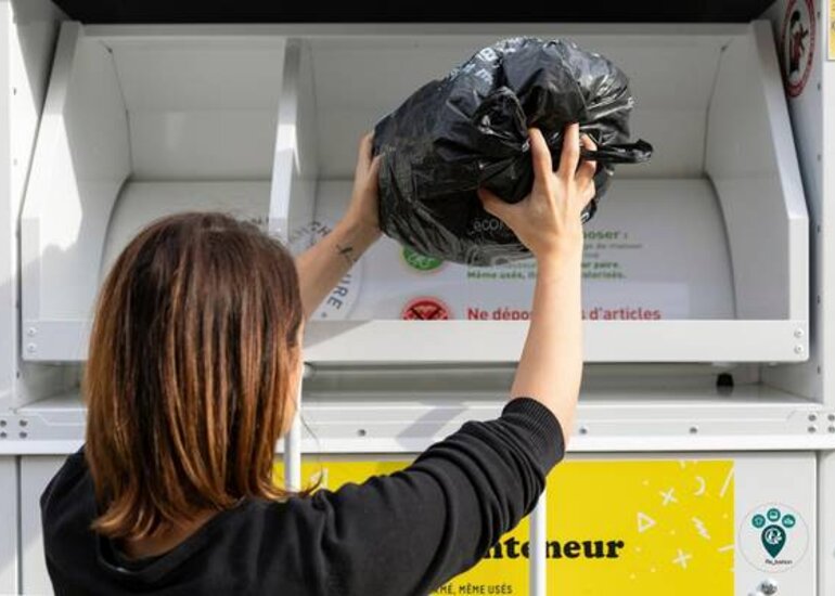 Borne textile : collecte suspendue