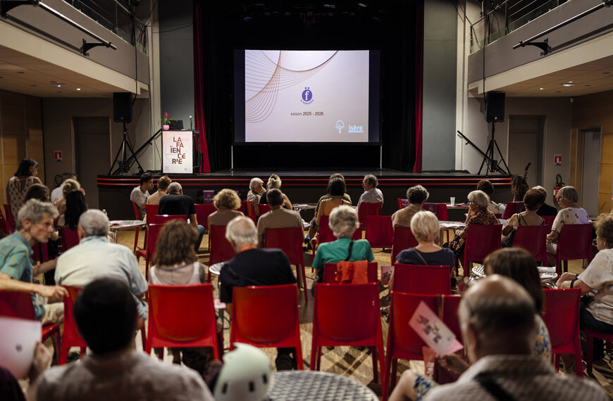Présentation de saion Faïencerie